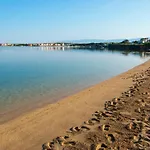 Apartman 244b *