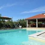 Apartman 244b *