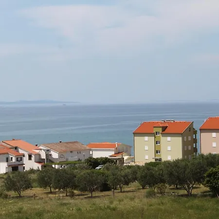 244b Apartman