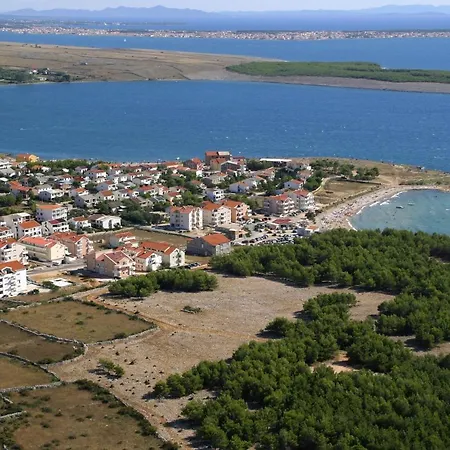 244b * Povljana
